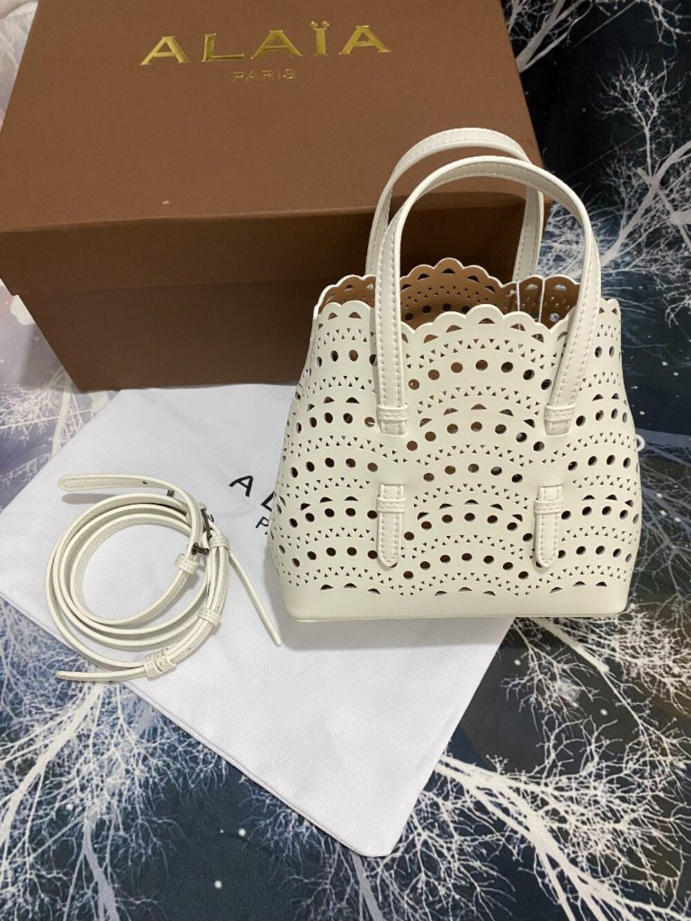Alaia White Laser-Cut Scalloped-Edge Mini Tote Bag